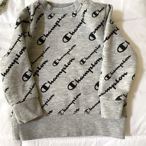 Champion sweatshirt size 18 months. Excellent condition